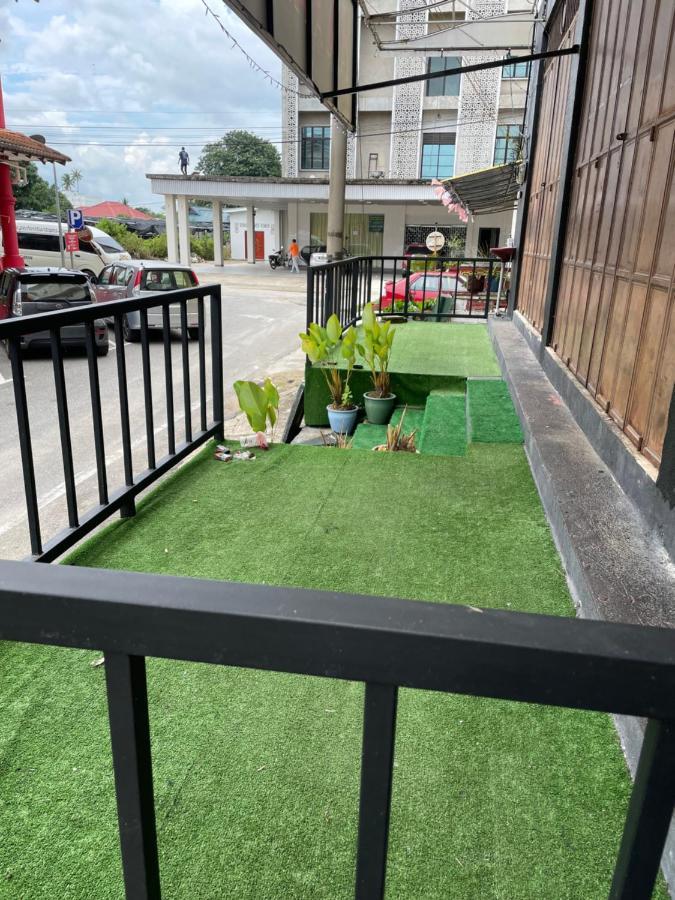 La Wood Homestay Near Kuala Besut Jetty 外观 照片